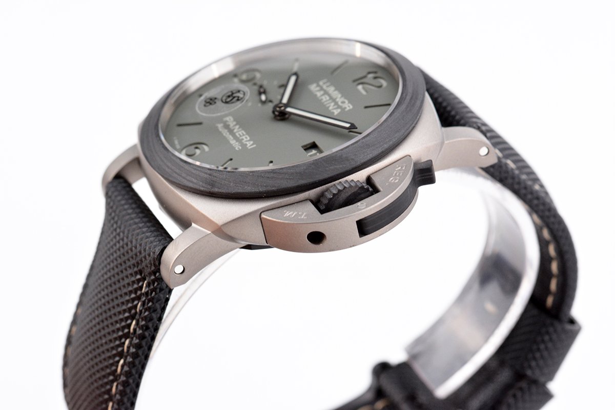 PAM1662 Luminor Marina DMLS 44mm