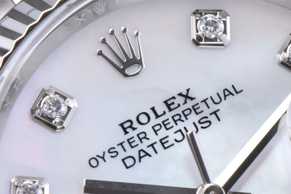 Datejust 36 126234 White MOP Dial with D1am0nd Marker in Steel in Jubilee Bracelet