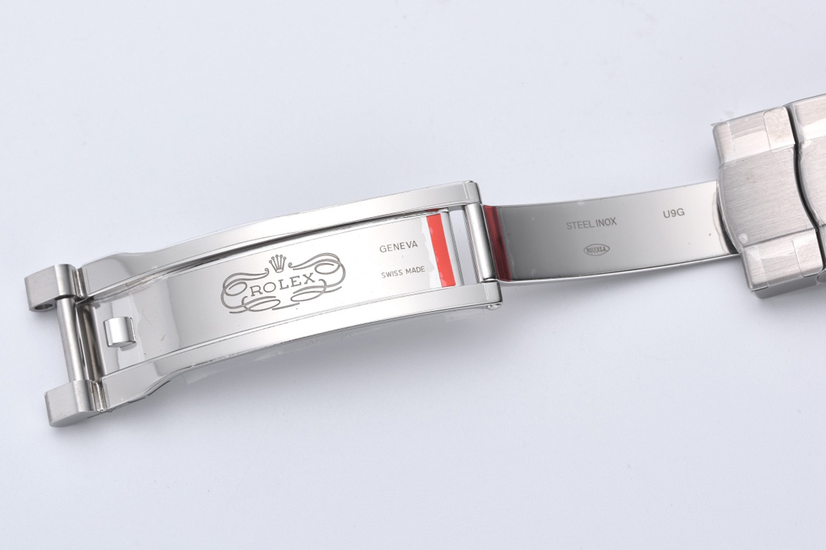 Oyster Perpetual 41mm Silver Dial 124300